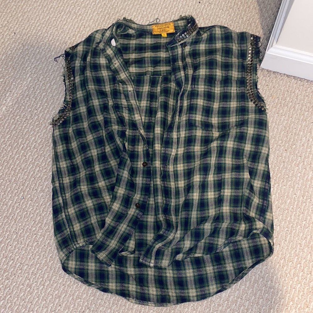 What Goes Around Comes Around Sleeveless Flannel S